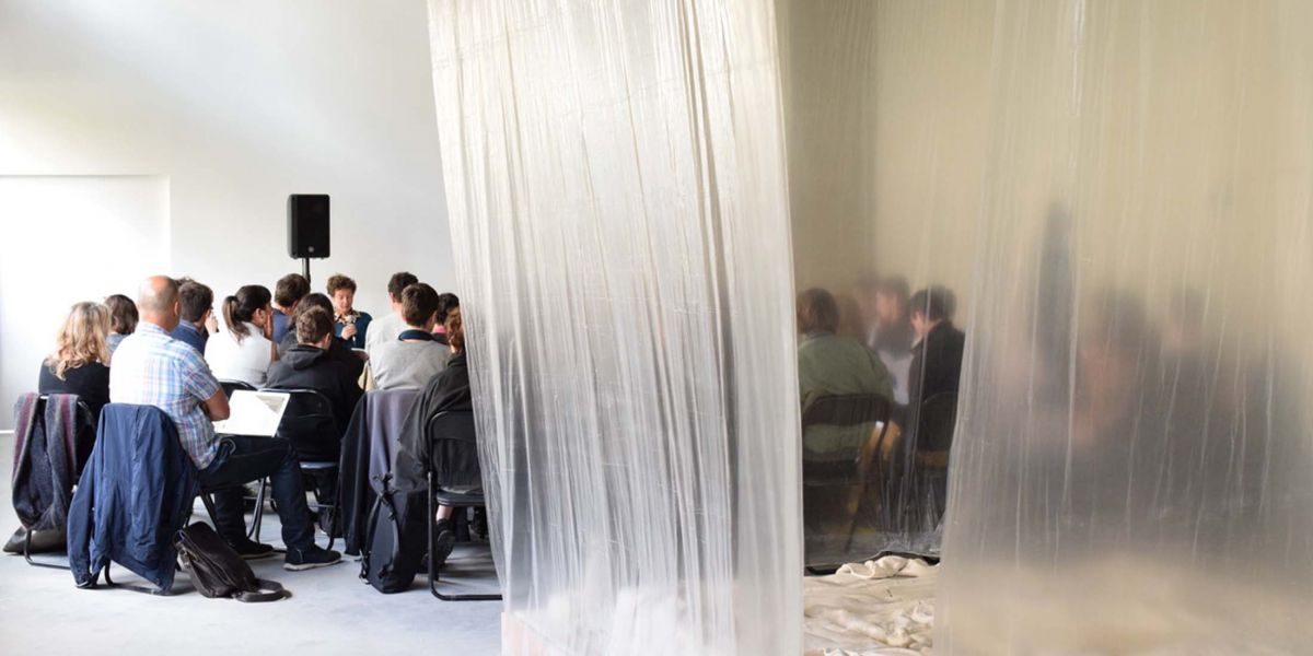 Bathing in contagious liquids